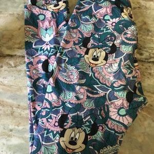 Lularoe one size leggings Disney Minnie Mouse